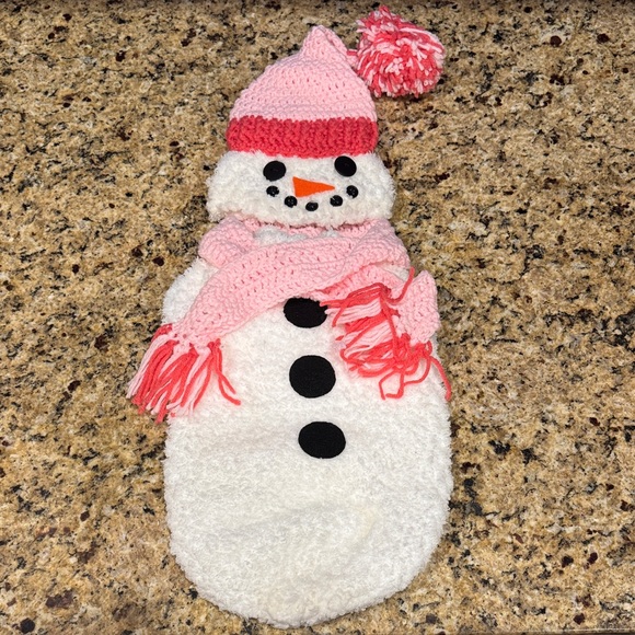 Crochet Cute Snowman Plush w/ Pink Outfit, perfect for winter baby newborn shoot - Picture 1 of 7
